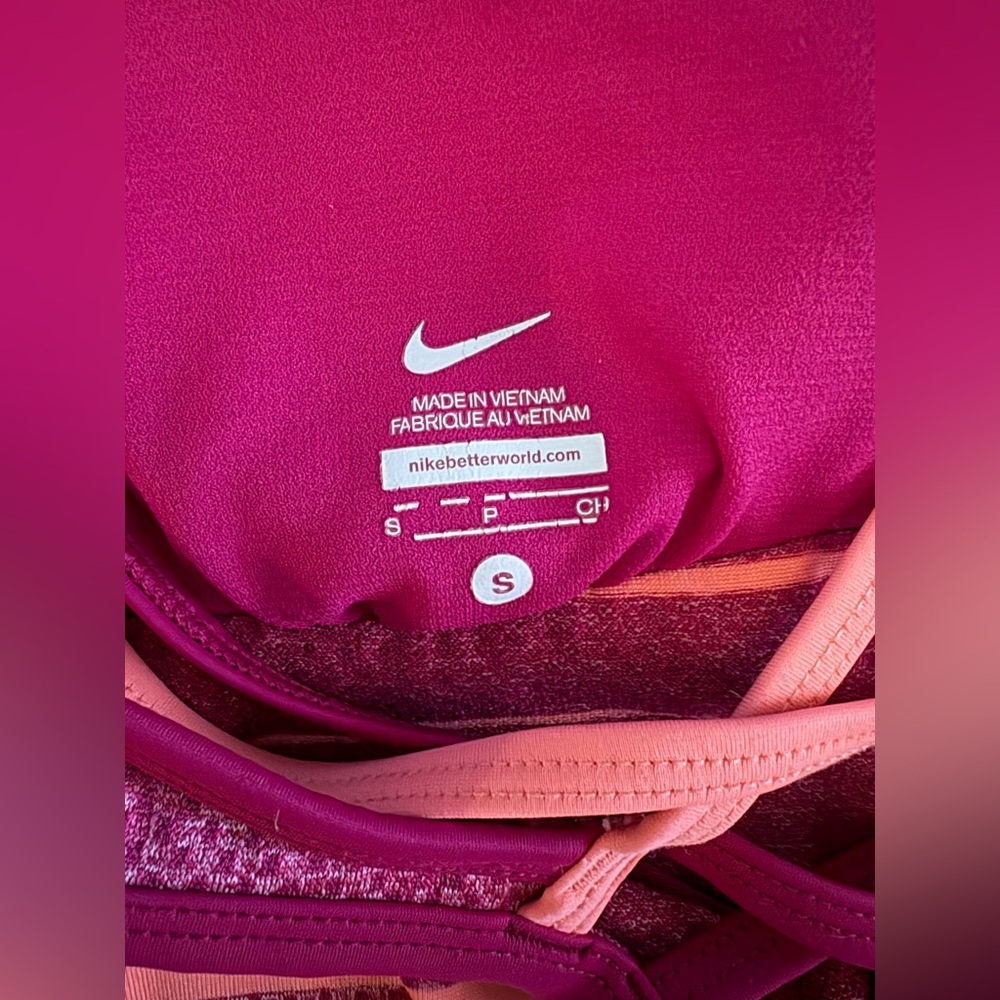 Nike Dri-Fit Pink Strappy Shelf Bra Athletic Tank Top Size Small - Picture 4 of 4
